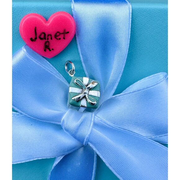 Tiffany & Co. Enamel Gift Box Present Charm Pendant in Silver - Picture 3 of 8